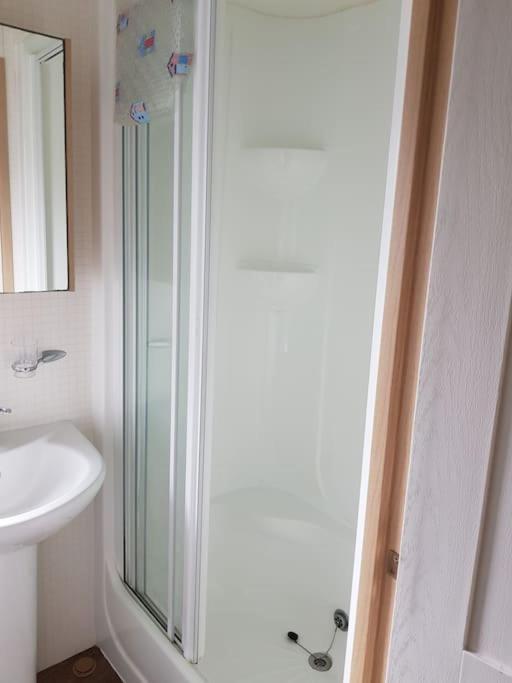 Home From Home Cosy Caravan Bembridge Exterior foto